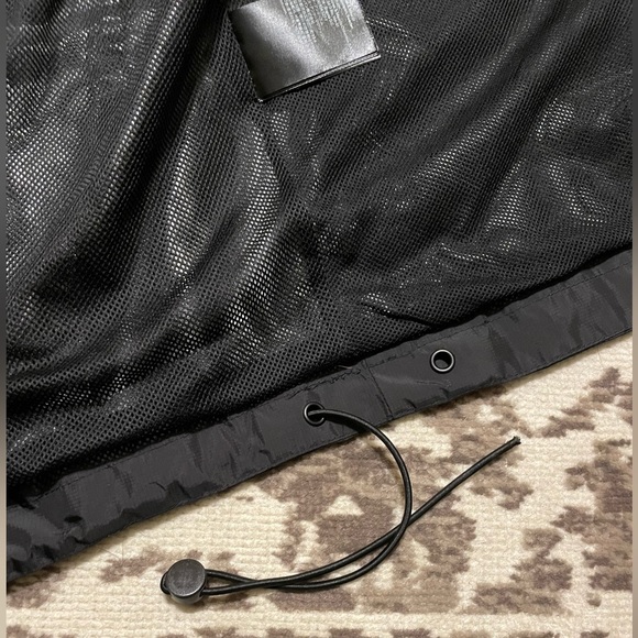 H&M Black Windproof Jacket Perfect For Fall And Winter - Picture 6 of 6